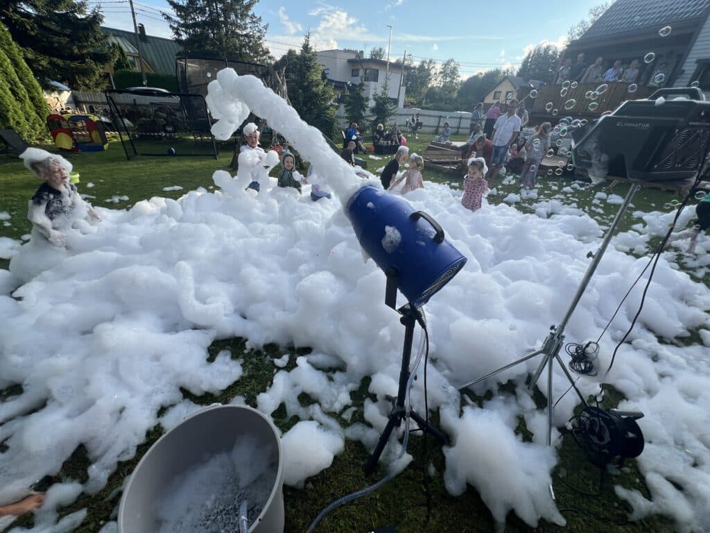 RENT Vahumasina ja veepüssipeo täiskomplekti rent (tee ise vahupidu)